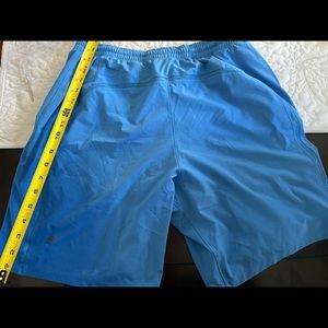Lululemon men’s size large 9” inseam athletic shorts in excellent condition.